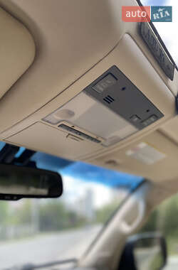 Внедорожник / Кроссовер Lexus LX 2012 в 