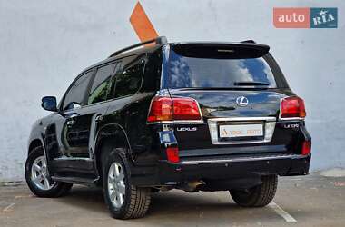 Позашляховик / Кросовер Lexus LX 2008 в 