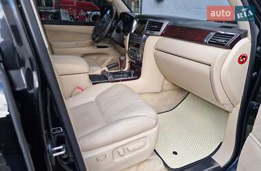 Позашляховик / Кросовер Lexus LX 2008 в 