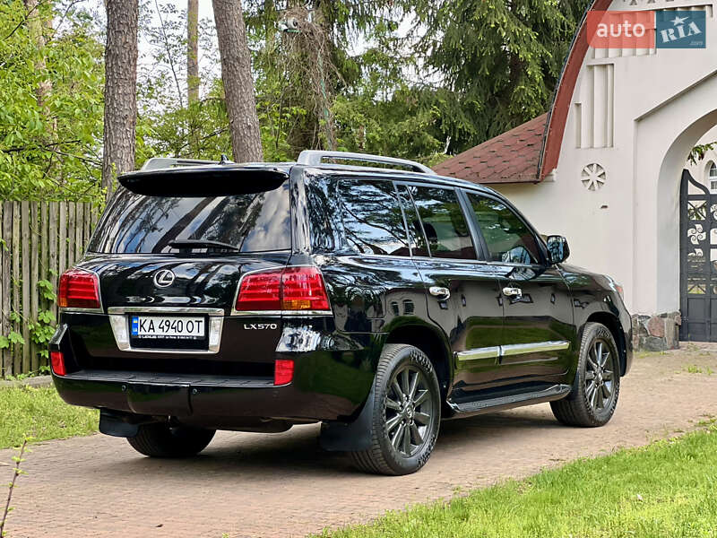 Позашляховик / Кросовер Lexus LX 2011 в Києві