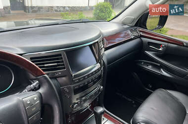 Внедорожник / Кроссовер Lexus LX 2011 в 