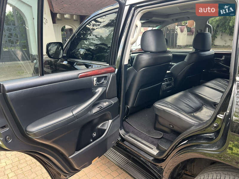 Позашляховик / Кросовер Lexus LX 2011 в Києві