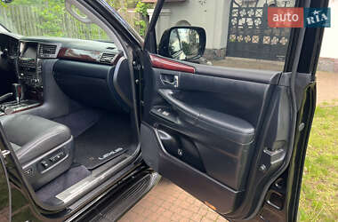 Внедорожник / Кроссовер Lexus LX 2011 в 