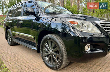 Внедорожник / Кроссовер Lexus LX 2011 в 