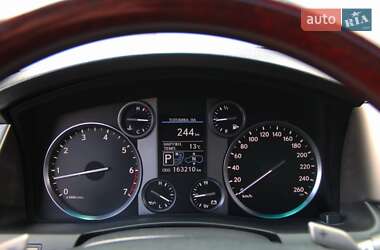 Позашляховик / Кросовер Lexus LX 2014 в 