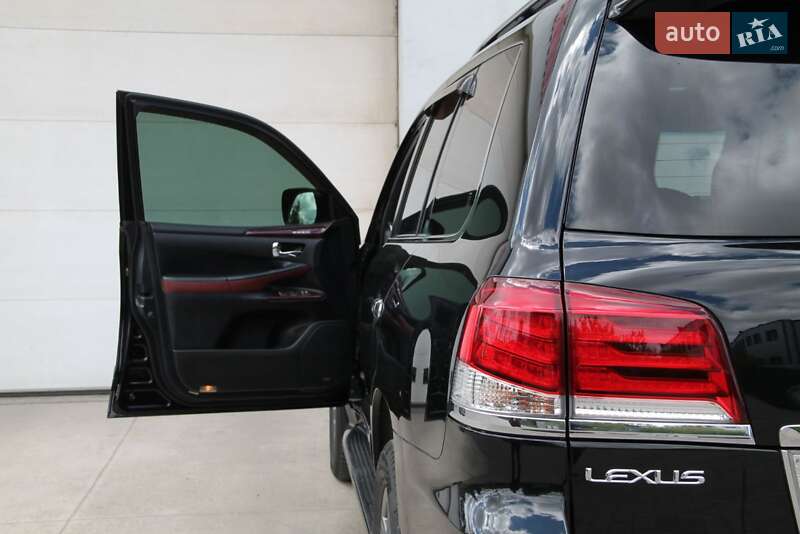 Позашляховик / Кросовер Lexus LX 2014 в Сарнах фото 29 Позашляховик / Кросовер Lexus LX 2014 в Сарнах