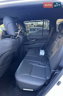 Внедорожник / Кроссовер Lexus LX 2022 в 
