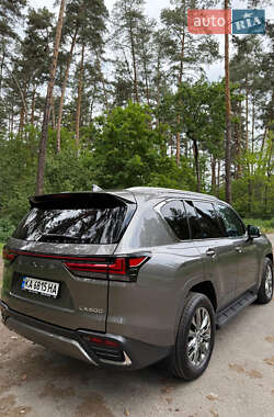 Внедорожник / Кроссовер Lexus LX 2023 в 