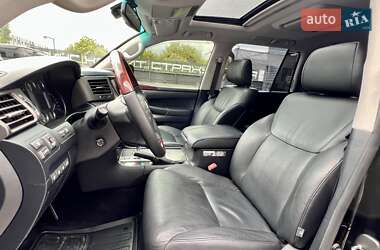 Внедорожник / Кроссовер Lexus LX 2011 в 