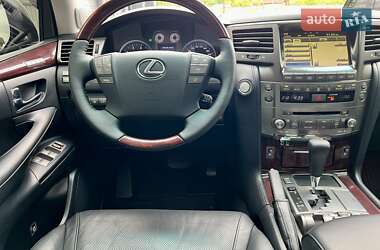 Внедорожник / Кроссовер Lexus LX 2011 в 