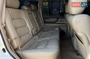 Позашляховик / Кросовер Lexus LX 2005 в 