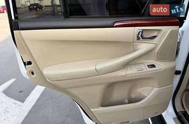 Внедорожник / Кроссовер Lexus LX 2010 в 
