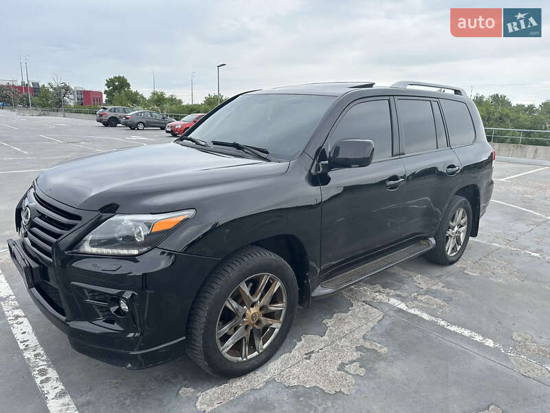 Внедорожник / Кроссовер Lexus LX 2008 в Киеве