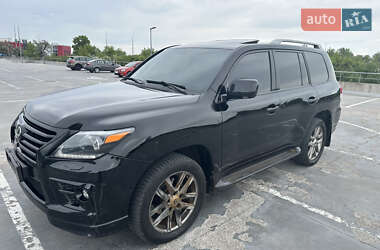 Внедорожник / Кроссовер Lexus LX 2008 в 