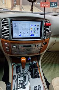 Позашляховик / Кросовер Lexus LX 2006 в 