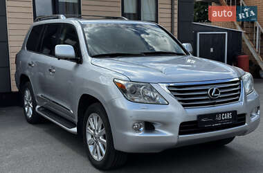 Внедорожник / Кроссовер Lexus LX 2008 в 