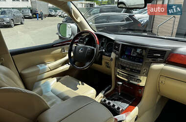 Внедорожник / Кроссовер Lexus LX 2008 в 