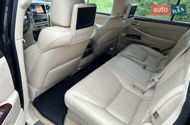Позашляховик / Кросовер Lexus LX 2012 в 