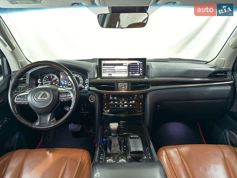 Позашляховик / Кросовер Lexus LX 2015 в Одесі