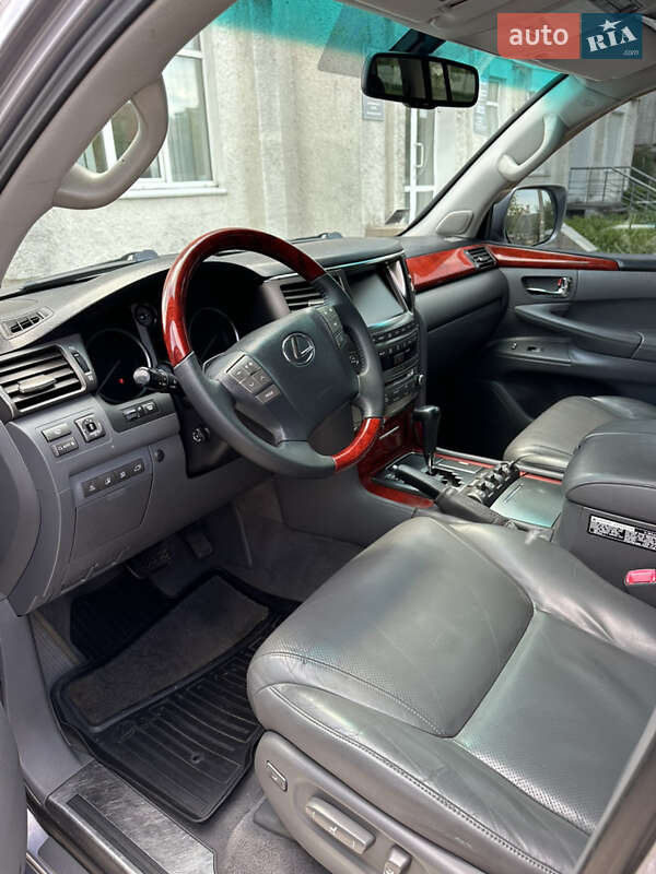 Внедорожник / Кроссовер Lexus LX 2008 в Житомире фото 8 Внедорожник / Кроссовер Lexus LX 2008 в Житомире