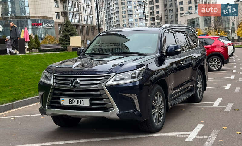 Позашляховик / Кросовер Lexus LX 2016 в 
