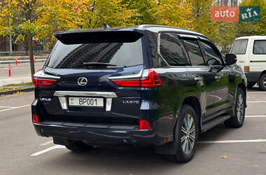 Позашляховик / Кросовер Lexus LX 2016 в 