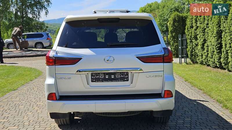 Внедорожник / Кроссовер Lexus LX 2019 в Сваляве