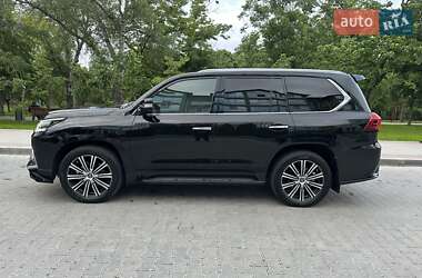 Внедорожник / Кроссовер Lexus LX 2017 в 