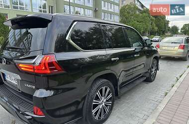 Внедорожник / Кроссовер Lexus LX 2017 в 