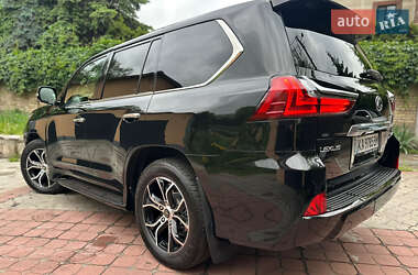 Внедорожник / Кроссовер Lexus LX 2017 в 