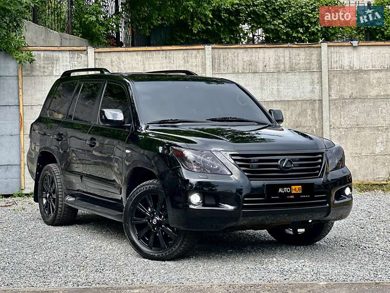 Внедорожник / Кроссовер Lexus LX 2008 в 