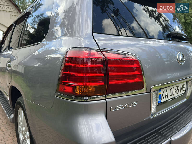 Позашляховик / Кросовер Lexus LX 2008 в Києві