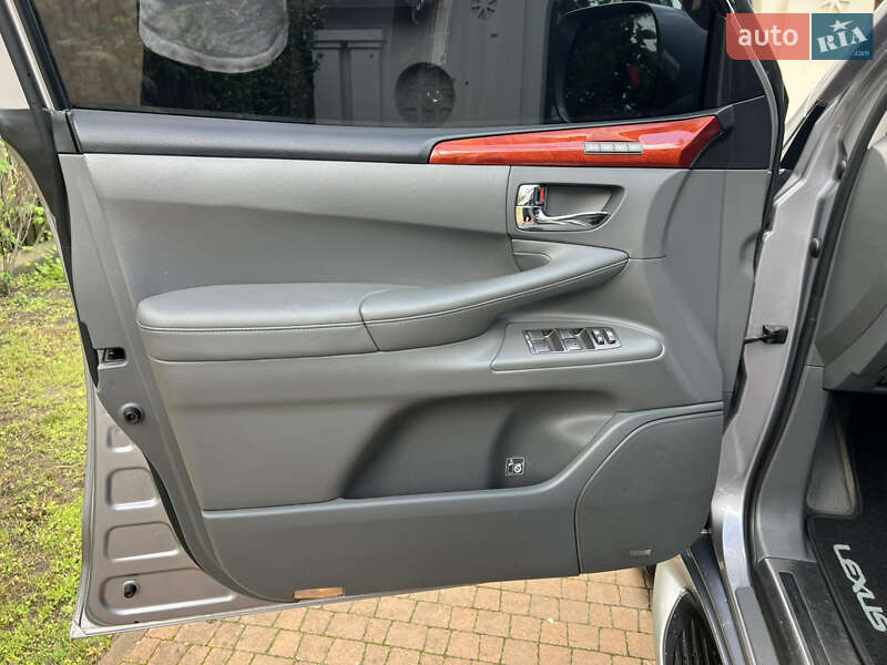 Позашляховик / Кросовер Lexus LX 2008 в Києві