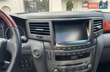 Внедорожник / Кроссовер Lexus LX 2008 в 