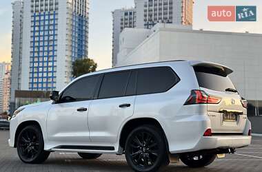 Внедорожник / Кроссовер Lexus LX 2020 в 