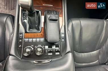 Внедорожник / Кроссовер Lexus LX 2017 в 