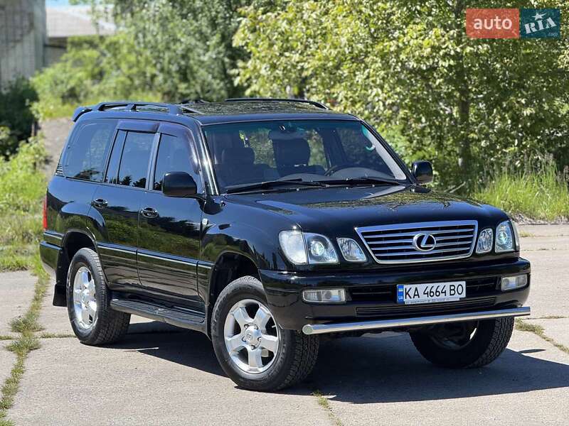 Позашляховик / Кросовер Lexus LX 2005 в Косові