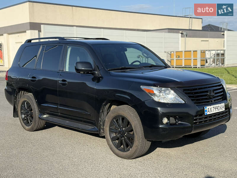 Позашляховик / Кросовер Lexus LX 2008 в Харкові
