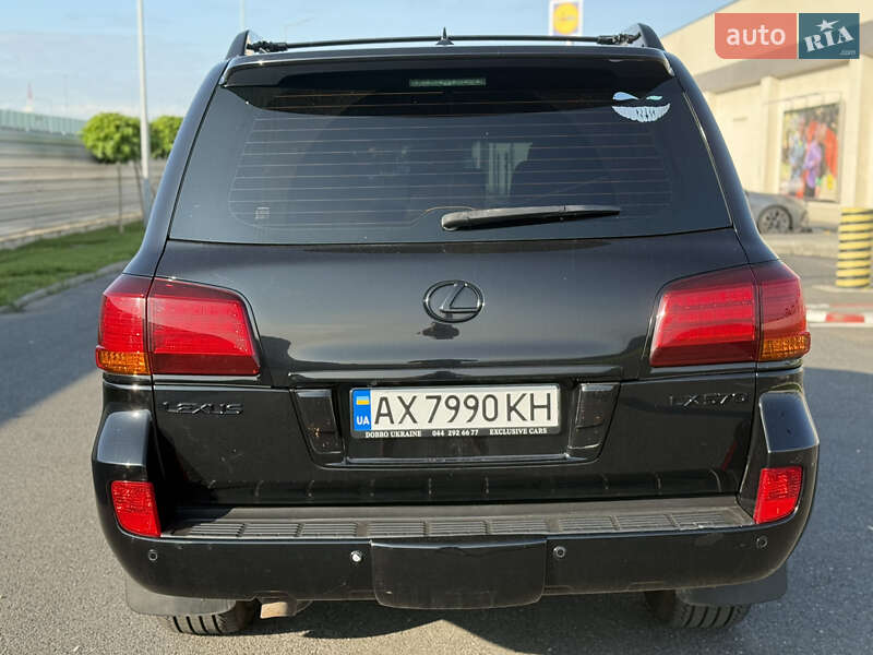 Позашляховик / Кросовер Lexus LX 2008 в Харкові