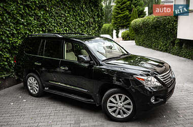 Внедорожник / Кроссовер Lexus LX 2010 в 