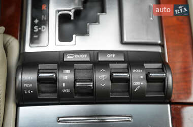 Внедорожник / Кроссовер Lexus LX 2010 в 