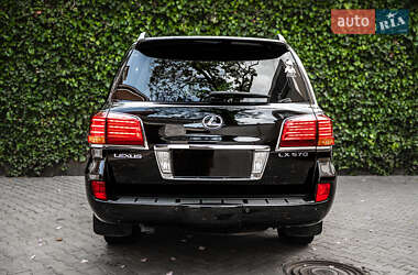 Внедорожник / Кроссовер Lexus LX 2010 в 