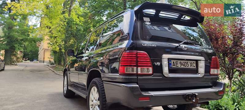 Внедорожник / Кроссовер Lexus LX 2006 в Никополе