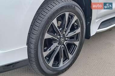 Внедорожник / Кроссовер Lexus LX 2021 в 