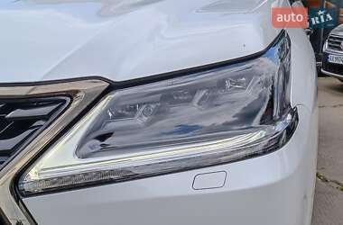Внедорожник / Кроссовер Lexus LX 2021 в 