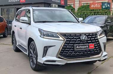 Внедорожник / Кроссовер Lexus LX 2021 в 