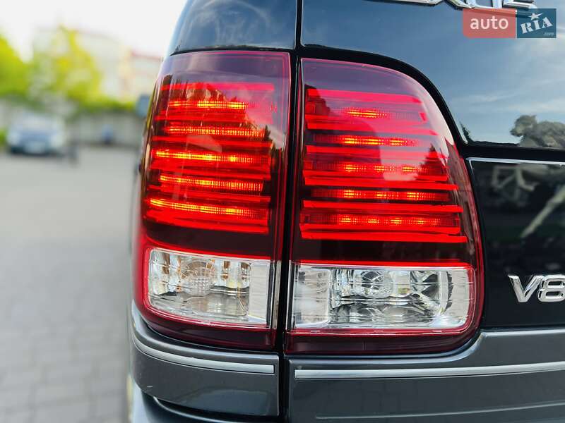 Позашляховик / Кросовер Lexus LX 2004 в Хмельницькому
