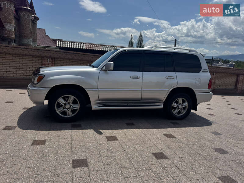 Внедорожник / Кроссовер Lexus LX 2006 в Тячеве