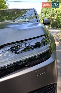 Позашляховик / Кросовер Lexus LX 2023 в 