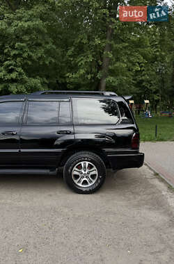 Внедорожник / Кроссовер Lexus LX 2005 в 